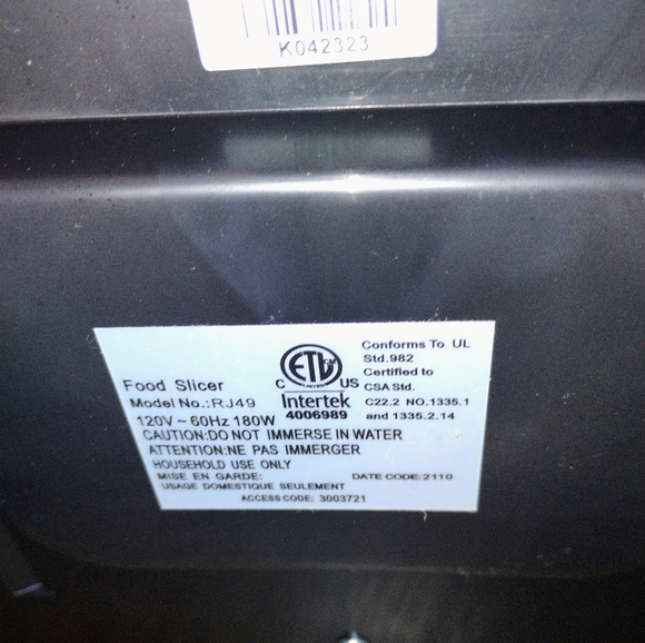 Chefman Electric Deli Slicer for meat, cheese, bread fruit & veggies - Picture 6 of 8